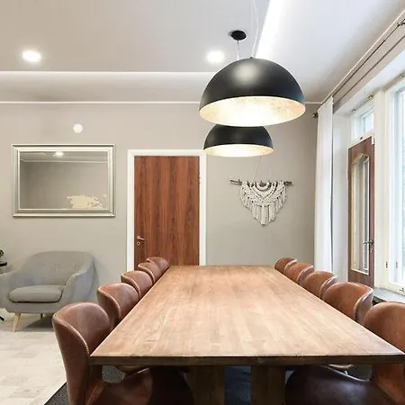 Villa Pappila, Cosy, Spacious With Fireplace! *