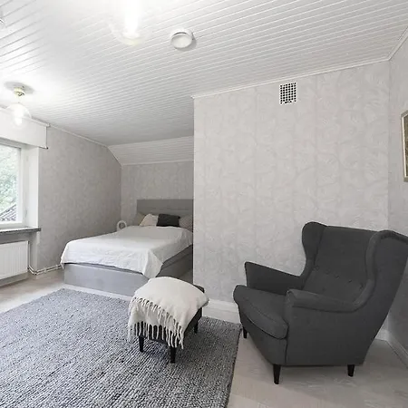 Pappila, Cosy, Spacious With Fireplace! * Nastola
