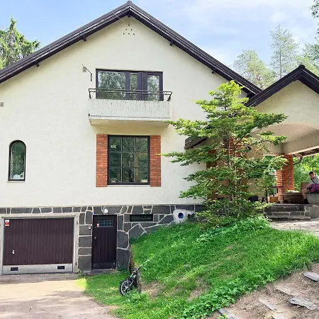 Pappila, Cosy, Spacious With Fireplace! Villa