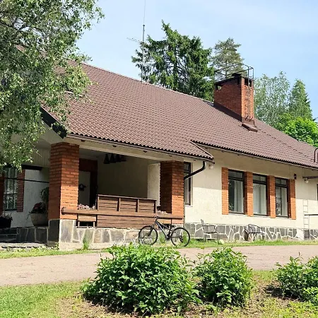 Pappila, Cosy, Spacious With Fireplace! Nastola