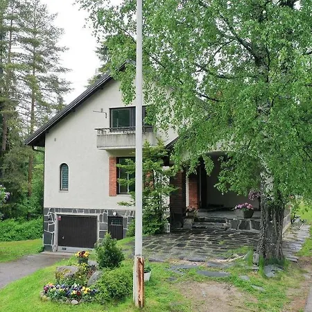 Pappila, Cosy, Spacious With Fireplace! Villa Nastola